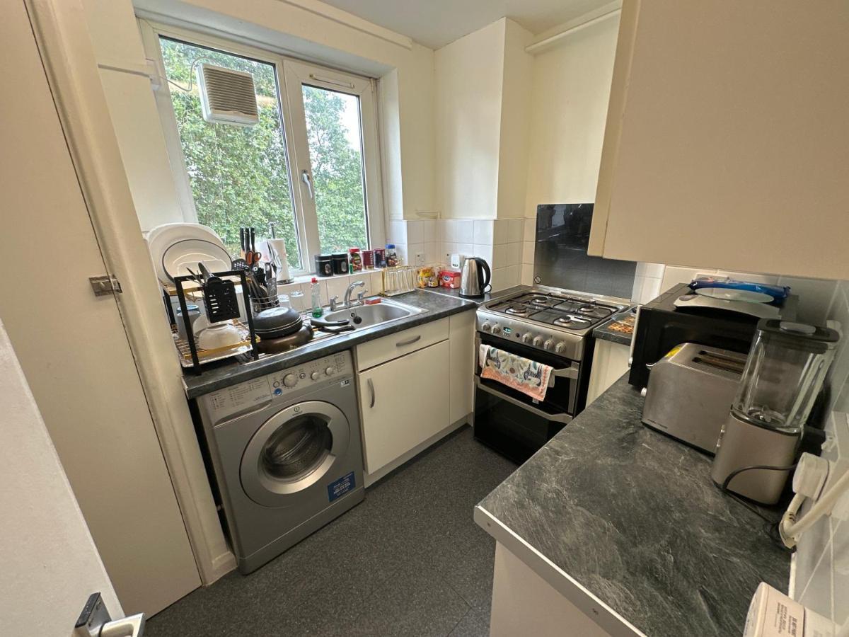 Cozy Room In Shared Home Near Canary Wharf 伦敦 外观 照片